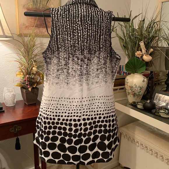 Milano Black & White Polka Dot Top - Picture 3 of 6